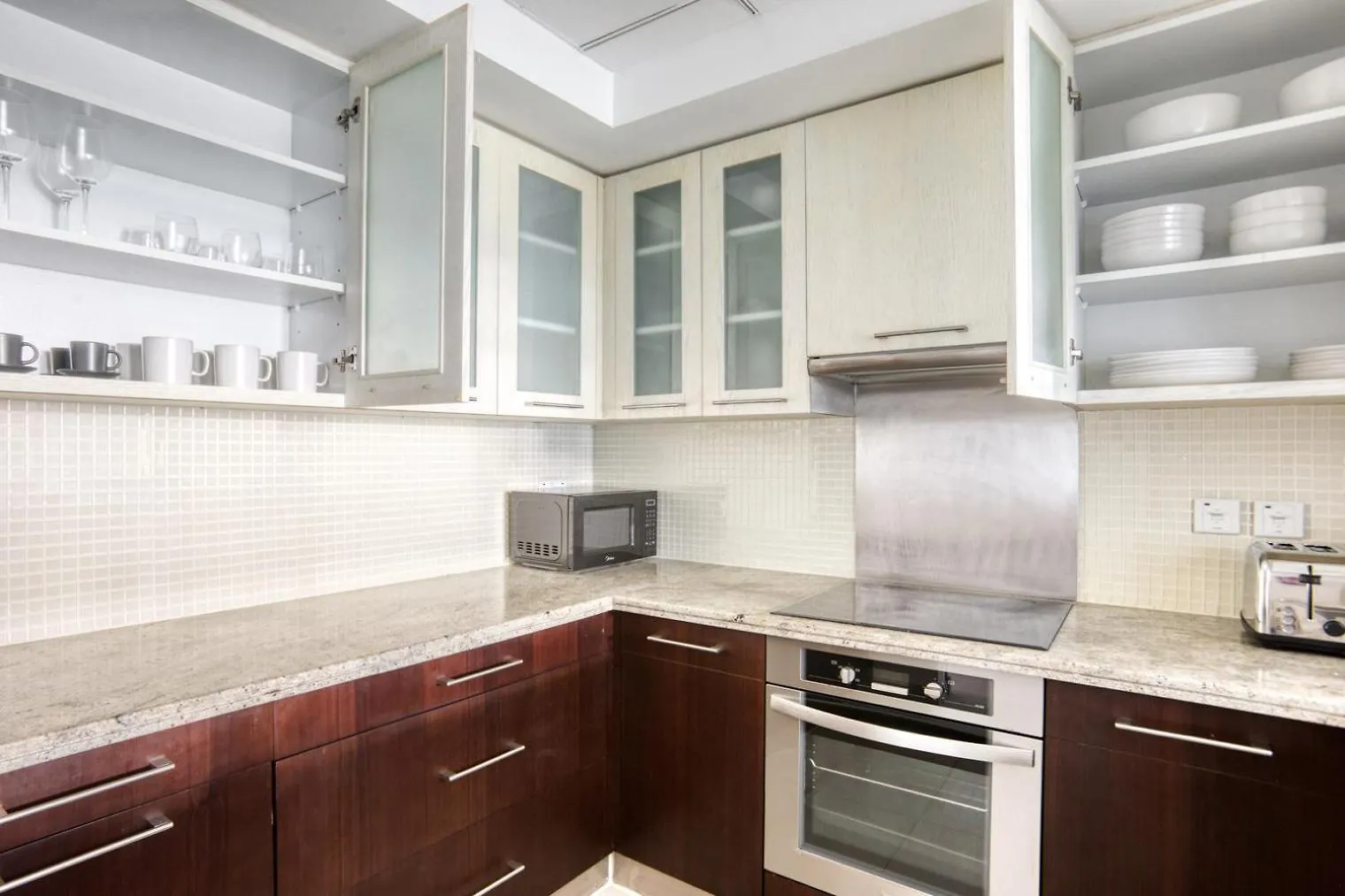Blueground Boulevard Central Pool Gym Dxb-1179 Apartment Dubai United Arab Emirates