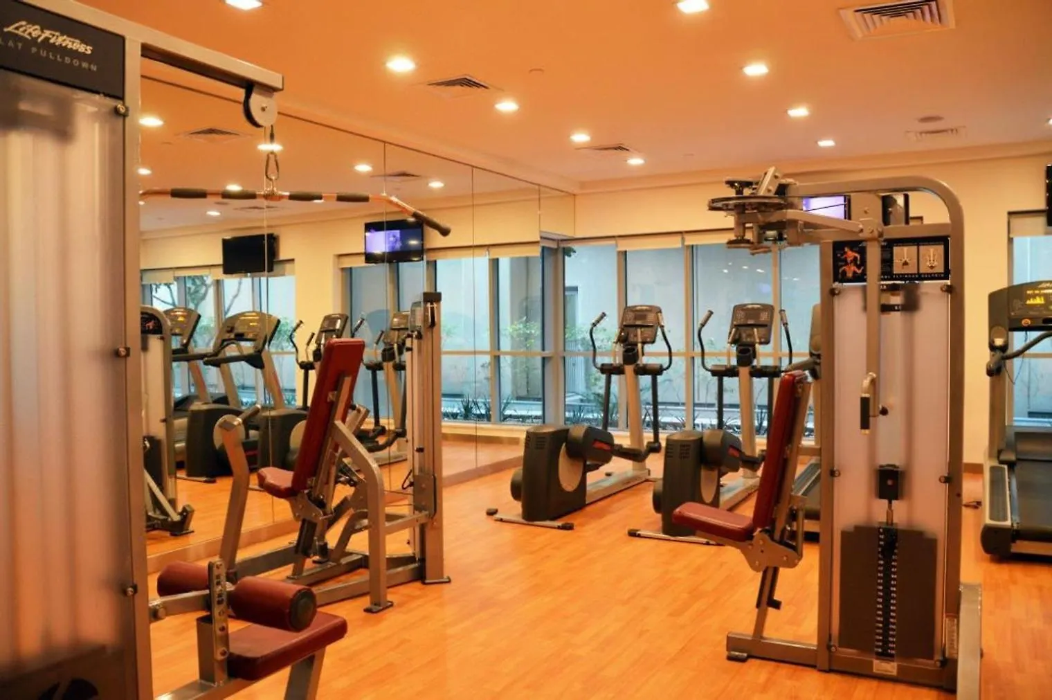 Blueground Boulevard Central Pool Gym Dxb-1179 Apartment Dubai United Arab Emirates