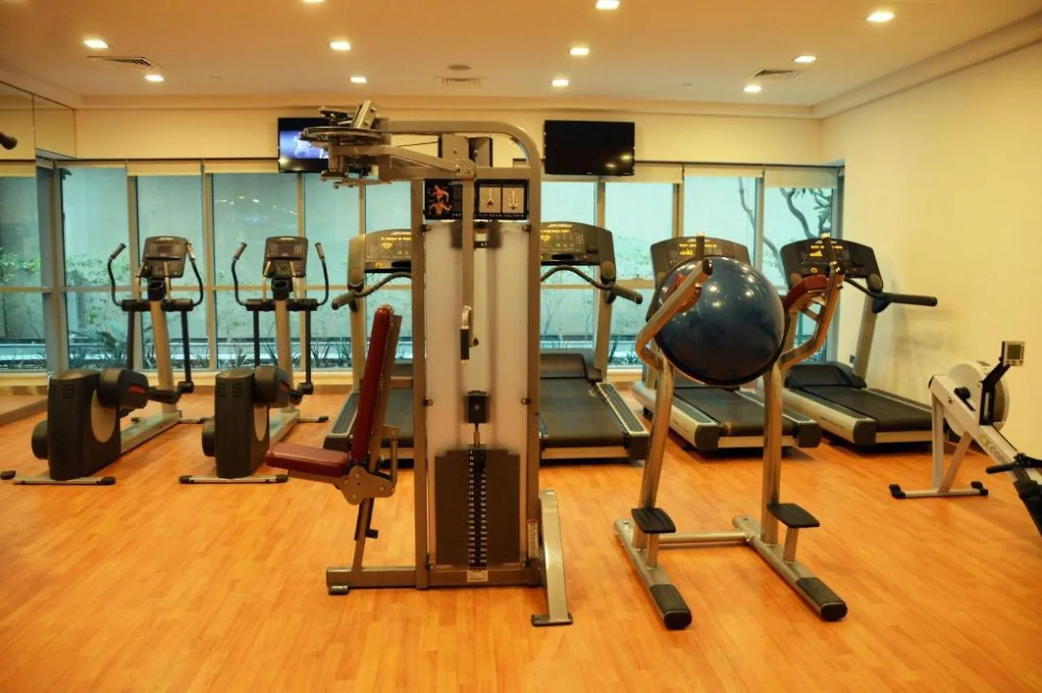 Blueground Boulevard Central Pool Gym Dxb-1179 Apartment Dubai