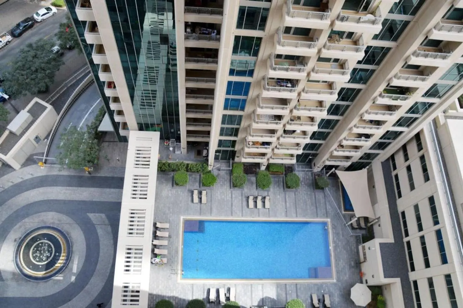 Blueground Boulevard Central Pool Gym Dxb-1179 Apartment Dubai United Arab Emirates